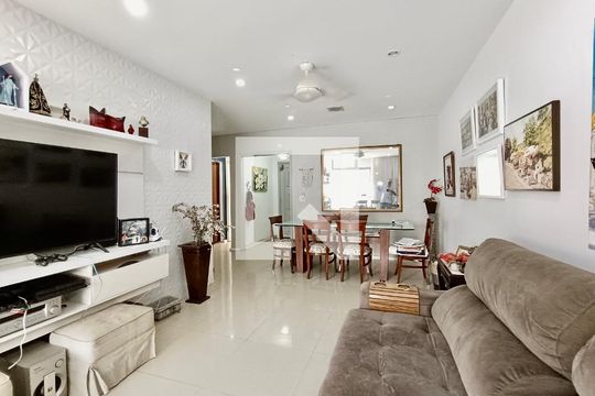 Sala de apartamento à venda com 3 quartos, 156m² em Copacabana, Rio de Janeiro