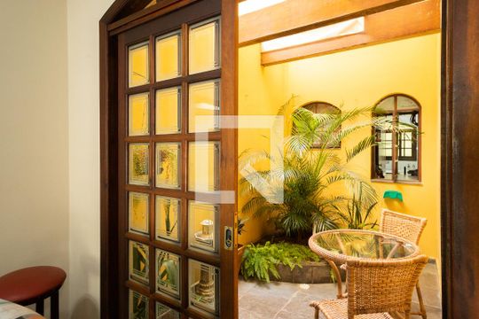 Varanda da sala  de casa para alugar com 3 quartos, 220m² em Nova Petrópolis, São Bernardo do Campo