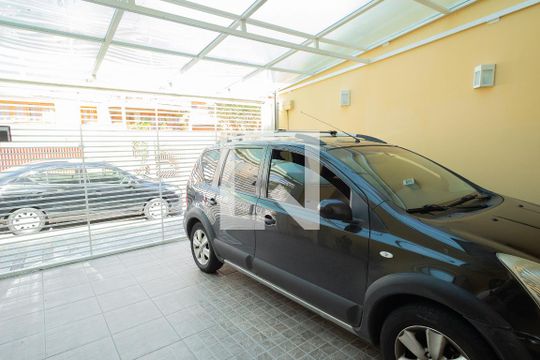 Garagem de casa para alugar com 3 quartos, 220m² em Nova Petrópolis, São Bernardo do Campo
