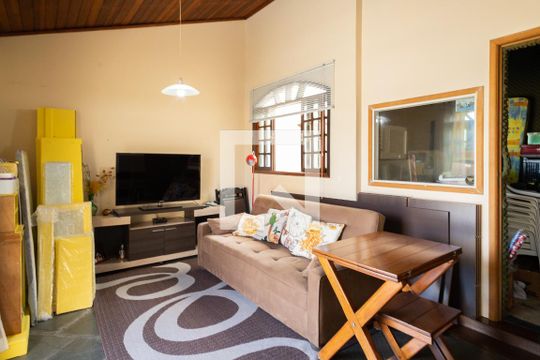 Sala de Tv de casa para alugar com 3 quartos, 220m² em Nova Petrópolis, São Bernardo do Campo