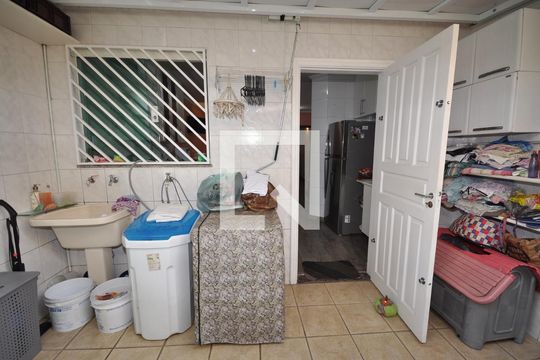 Área de Serviço de casa à venda com 3 quartos, 112m² em Parque Vitoria, São Paulo