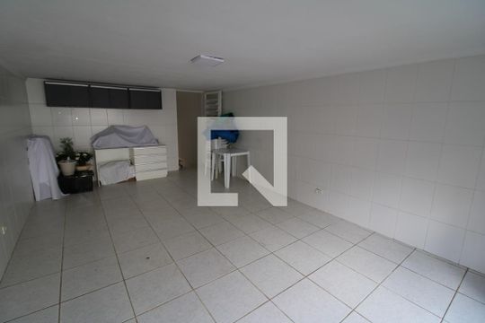 Garagem de casa à venda com 4 quartos, 160m² em Vila Gustavo, São Paulo