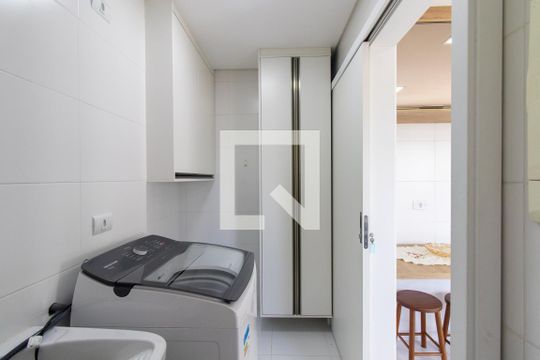 Área de Serviço de apartamento para alugar com 2 quartos, 121m² em Vila Izabel, Curitiba