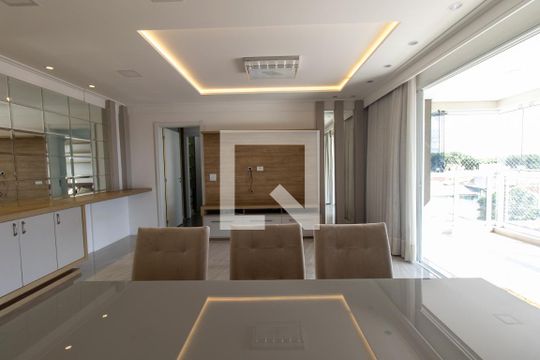 Sala de apartamento para alugar com 2 quartos, 121m² em Vila Izabel, Curitiba