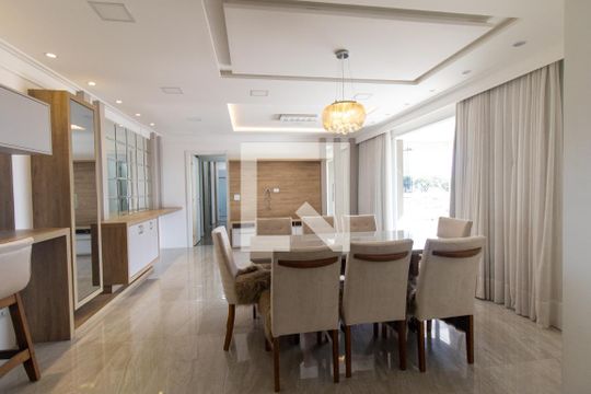 Sala de apartamento para alugar com 2 quartos, 121m² em Vila Izabel, Curitiba