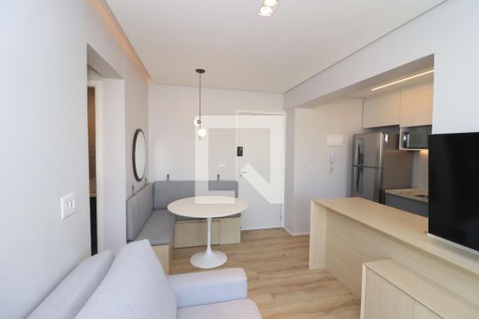 Sala de TV de apartamento à venda com 2 quartos, 49m² em Vila Matilde, São Paulo