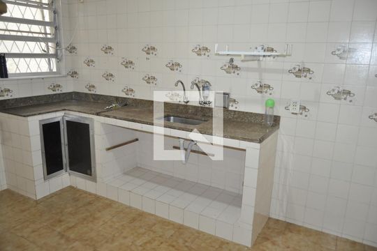 Cozinha de casa de condomínio à venda com 4 quartos, 250m² em Méier, Rio de Janeiro