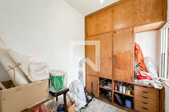 Área de Serviço de casa à venda com 3 quartos, 167m² em Conjunto Residencial Santa Terezinha, São Paulo