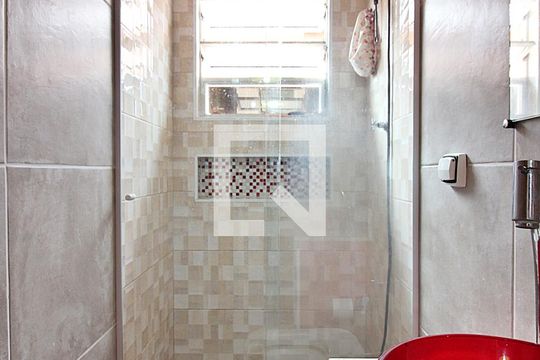 Banheiro Social de casa de condomínio à venda com 2 quartos, 114m² em Demarchi, São Bernardo do Campo