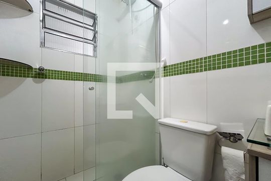 Banheiro de casa para alugar com 1 quarto, 15m² em Jardim Paulista, Barueri