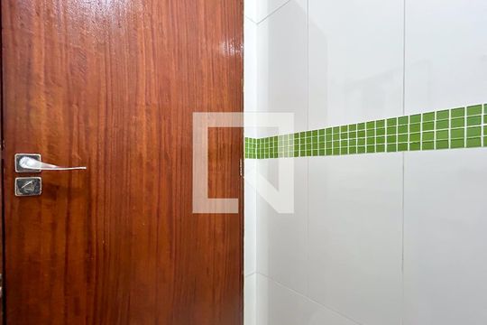 Banheiro de casa para alugar com 1 quarto, 15m² em Jardim Paulista, Barueri