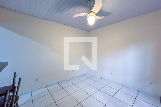 Sala de casa para alugar com 1 quarto, 15m² em Jardim Paulista, Barueri