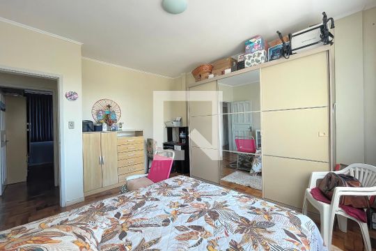 Quarto 1 de apartamento à venda com 3 quartos, 117m² em Navegantes, Porto Alegre