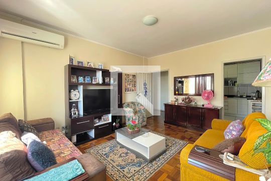 Sala de apartamento à venda com 3 quartos, 117m² em Navegantes, Porto Alegre