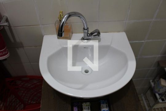 Banheiro de casa à venda com 2 quartos, 120m² em Chácara Belenzinho, São Paulo