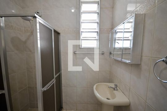 Banheiro Social de apartamento à venda com 2 quartos, 70m² em Vila Isabel, Rio de Janeiro