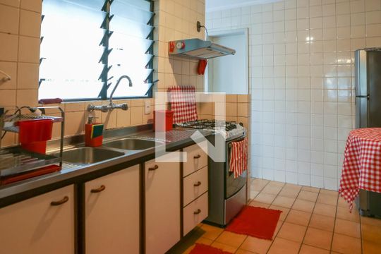 Cozinha de apartamento à venda com 3 quartos, 88m² em Barra Funda, São Paulo