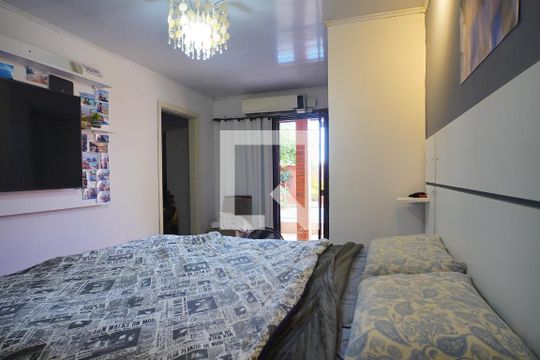 Quarto de casa à venda com 3 quartos, 190m² em Parque Santa Fé, Porto Alegre
