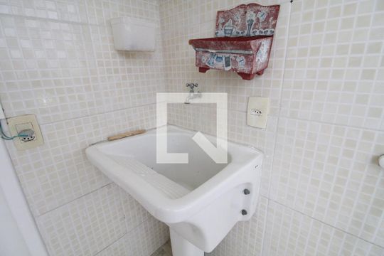 Área de Serviço de apartamento para alugar com 3 quartos, 122m² em Barra Olímpica, Rio de Janeiro