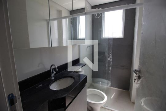 Banheiro Social de apartamento para alugar com 3 quartos, 70m² em Ipiranga, Belo Horizonte