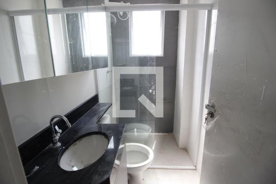 Banheiro Social de apartamento para alugar com 3 quartos, 70m² em Ipiranga, Belo Horizonte