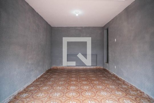 Área Externa de casa para alugar com 2 quartos, 84m² em Jardim Santa Maria, São Paulo