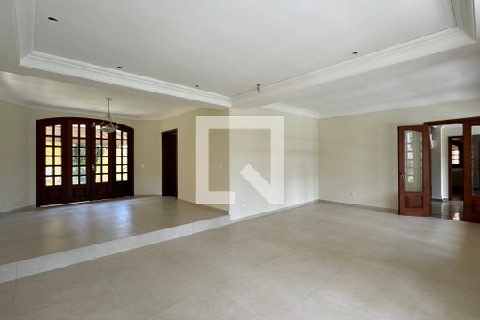 Casa de Condomínio à venda com 4 quartos, 630m² em Alphaville, Santana de Parnaíba