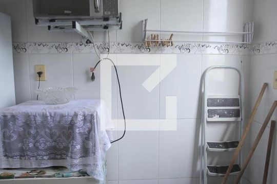 cozinha  e area de serviço de apartamento para alugar com 2 quartos, 42m² em Santa Maria, Belo Horizonte