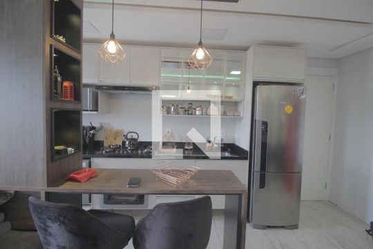 Cozinha e Área de Serviço de apartamento à venda com 2 quartos, 56m² em Centro, Canoas