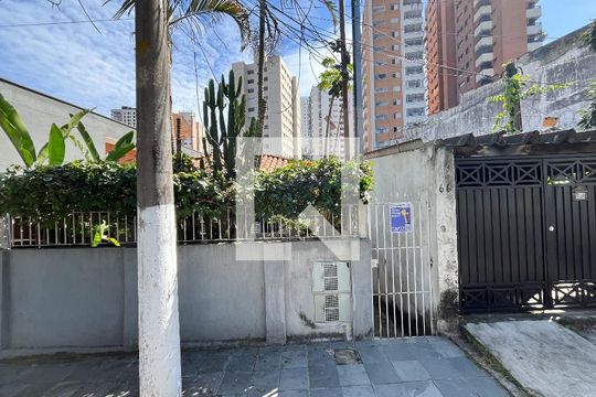 Fachada de casa para alugar com 1 quarto, 28m² em Vila Santa Catarina, São Paulo