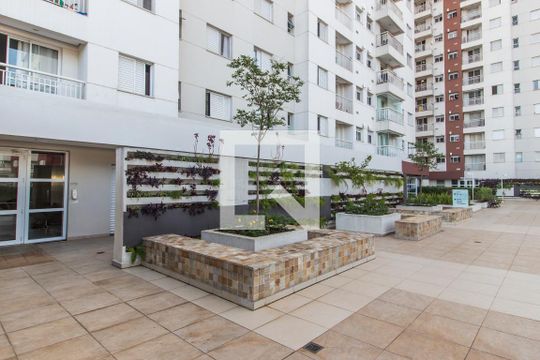 Área comum de apartamento para alugar com 2 quartos, 72m² em Jardim Iracema/aldeia, Barueri