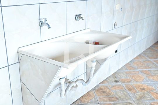lavanderia  de casa para alugar com 3 quartos, 90m² em Mirim, Praia Grande