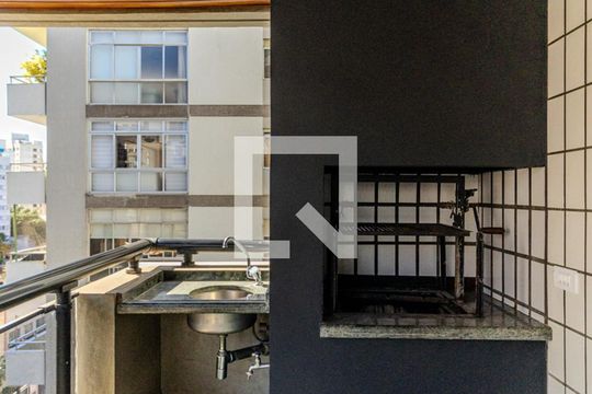 Churrasqueira de apartamento para alugar com 4 quartos, 245m² em Higienópolis, São Paulo
