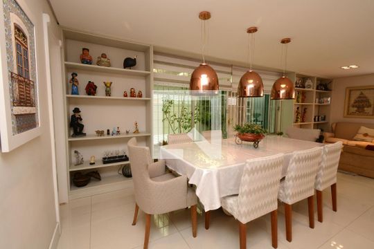 Sala de Jantar de casa à venda com 4 quartos, 167m² em Vila Anhanguera, São Paulo