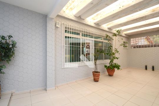 Garagem de casa à venda com 4 quartos, 167m² em Vila Anhanguera, São Paulo