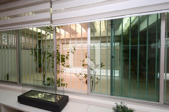 Vista da Sala de casa à venda com 4 quartos, 167m² em Vila Anhanguera, São Paulo