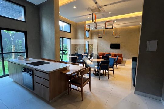 Área comum de kitnet/studio para alugar com 1 quarto, 24m² em Pinheiros, São Paulo