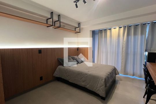 Quarto de kitnet/studio para alugar com 1 quarto, 24m² em Pinheiros, São Paulo