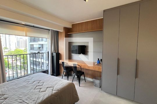 Quarto de kitnet/studio para alugar com 1 quarto, 24m² em Pinheiros, São Paulo
