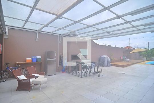Espaço Gourmet de casa à venda com 3 quartos, 132m² em Niterói, Canoas