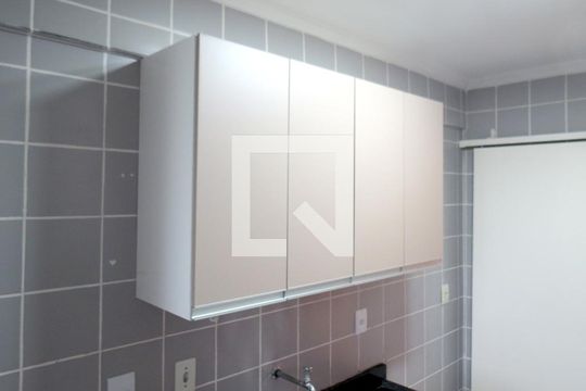 Cozinha - Armário de apartamento para alugar com 2 quartos, 65m² em Jardim Íris, São Paulo
