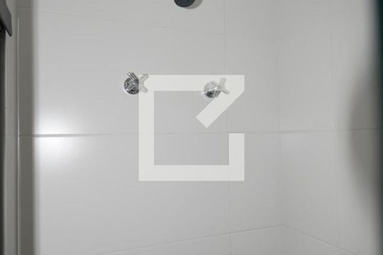 Banheiro de kitnet/studio para alugar com 1 quarto, 25m² em Vila Mariana, São Paulo