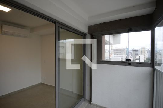 Varanda de kitnet/studio para alugar com 1 quarto, 25m² em Vila Mariana, São Paulo
