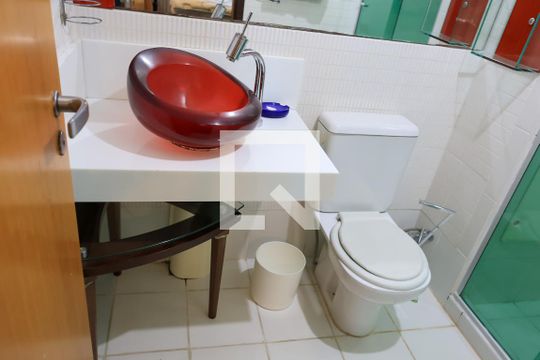 Banheiro da Suíte de apartamento para alugar com 1 quarto, 57m² em Indianópolis, São Paulo
