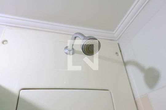 Banheiro da Suíte de apartamento para alugar com 1 quarto, 57m² em Indianópolis, São Paulo