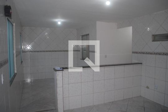 Cozinha  de casa para alugar com 3 quartos, 44m² em Mussurunga I, Salvador