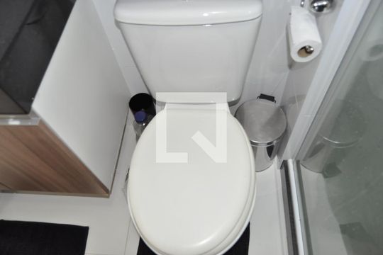 Banheiro 1 de apartamento à venda com 2 quartos, 50m² em Del Castilho, Rio de Janeiro