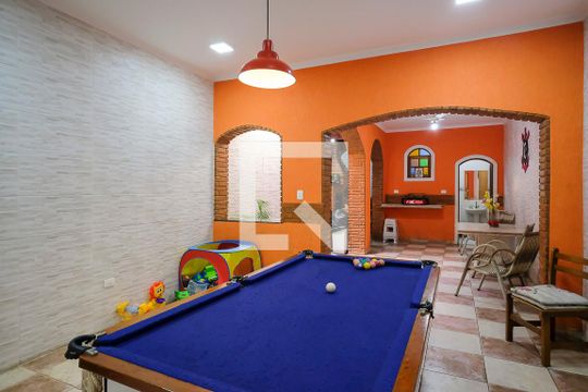 Quintal de casa à venda com 2 quartos, 179m² em Fundação, São Caetano do Sul
