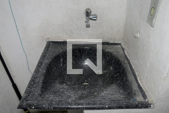 Lavanderia - Tanque de casa para alugar com 1 quarto, 40m² em Itaberaba, São Paulo