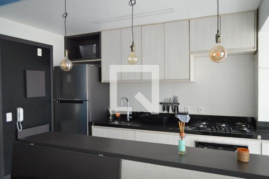Cozinha de apartamento à venda com 1 quarto, 52m² em Cambuci, São Paulo